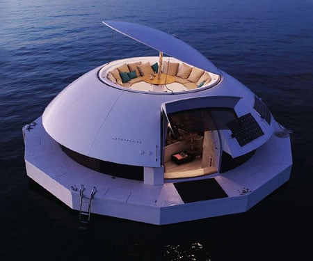 Eco-Conscious Anthenea Floating Hotel Suite